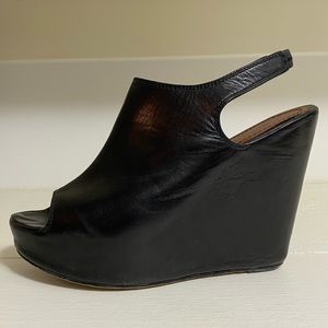 Elizabeth and James Holly Wedges - Size 8